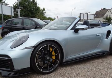 Porsche 992 39.850 km 245.000 &euro; Rodgau / Nieder-Roden 63110