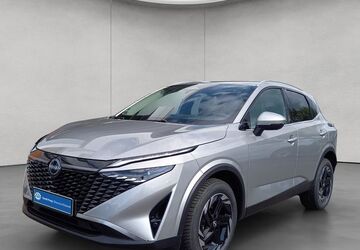 Nissan Qashqai 5.665 km 28.560 &euro; Frankfurt 60386