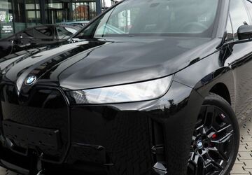 BMW iX 10.651 km 87.850 &euro; Frankfurt am Main 60435