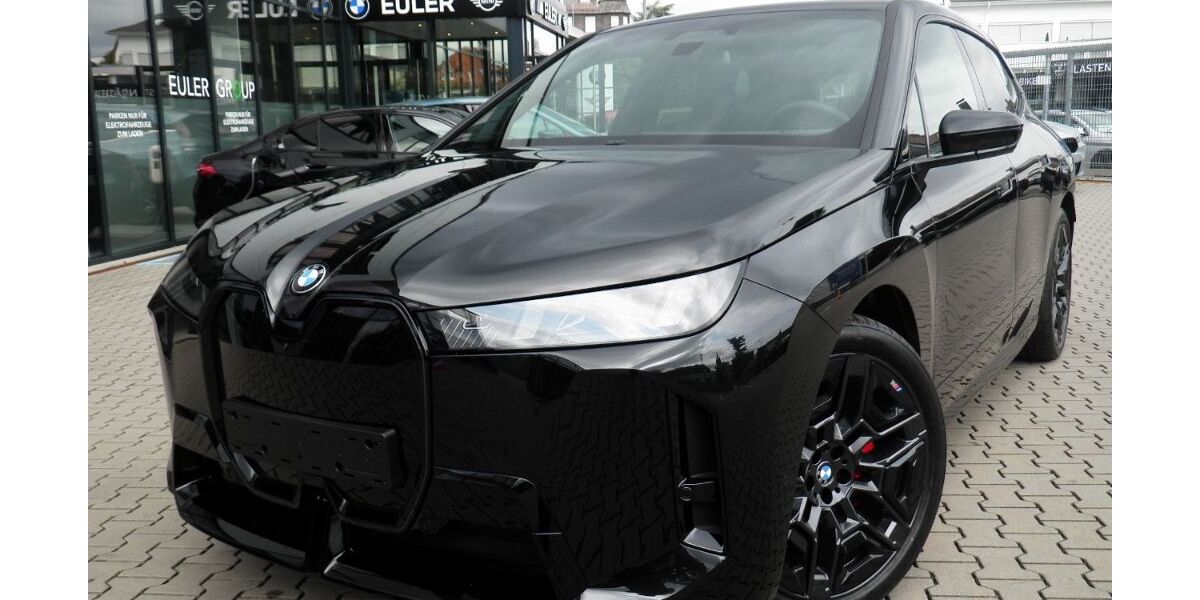BMW iX 10.651 km 87.850 &euro; Frankfurt am Main 60435