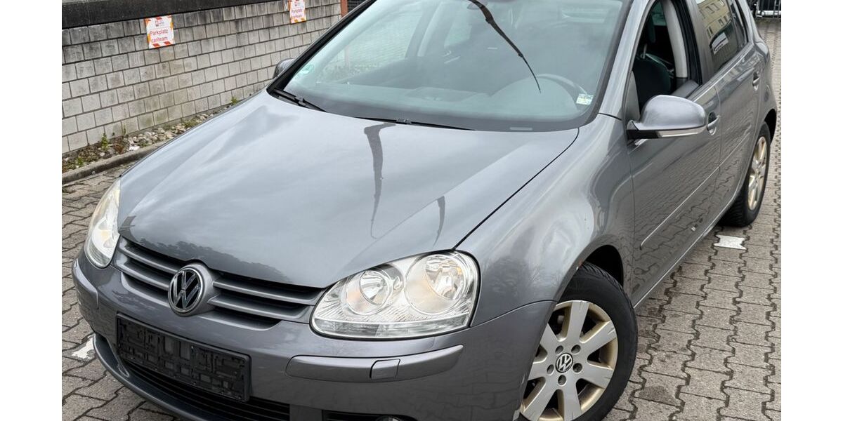 VW Golf 273.000 km 2.229 &euro; Frankfurt am Main 65933
