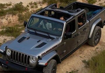 Jeep Gladiator 49.350 km 38.700 &euro; Seligenstadt 63500