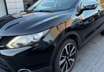 Nissan Qashqai 55.710 km 13.999 &euro; FRANKFURT AM MAIN 60488