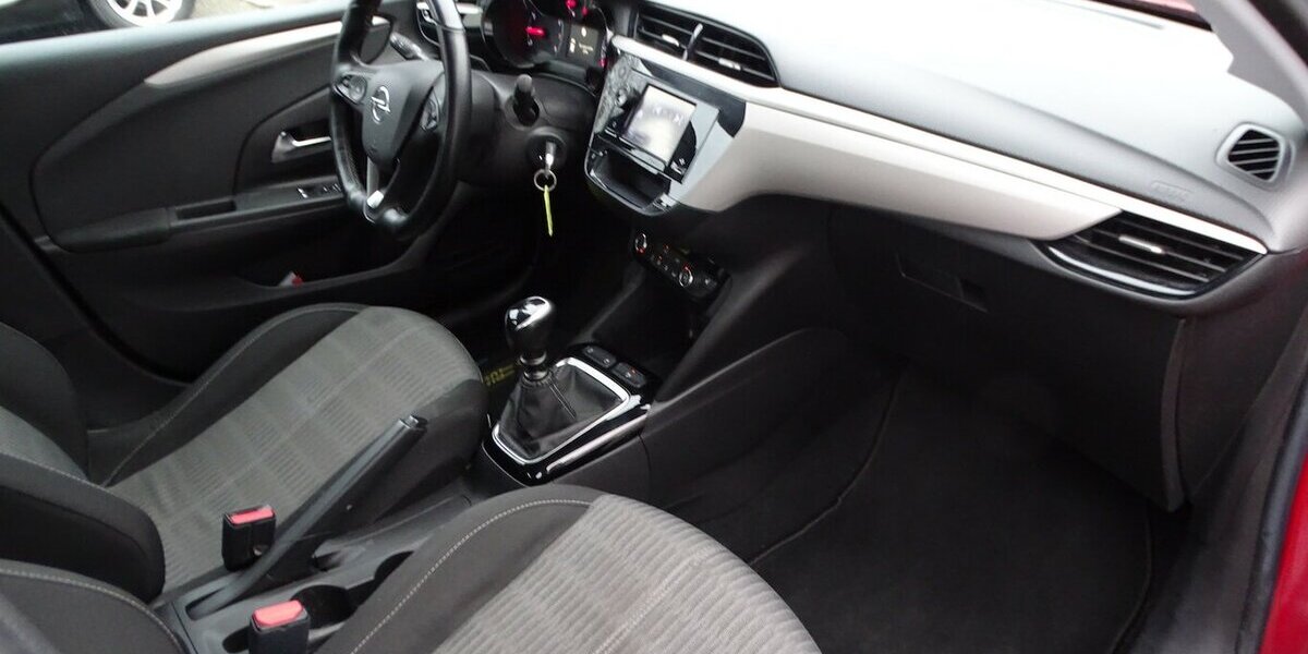 Opel Corsa F 1,2l Edition, Sitzheizung, Lenkradheizung, 56.945 km 10.790 &euro; Rodgau 63110