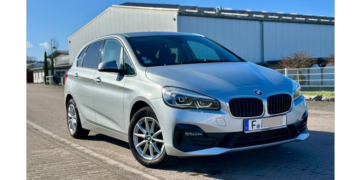 BMW 220 Active Tourer 87.000 km 19.900 &euro; Frankfurt am Main 60486