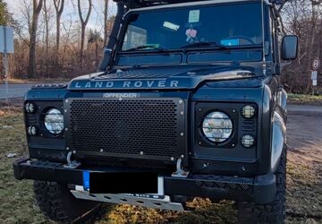 Land Rover Defender 154.000 km 30.700 &euro; Dreieich 63303