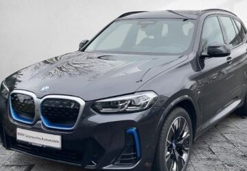BMW iX3 29.105 km 39.388 &euro; Frankfurt 60314