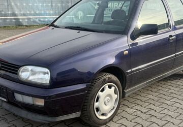 VW Golf 107.000 km 3.300 &euro; Gernsheim 64579