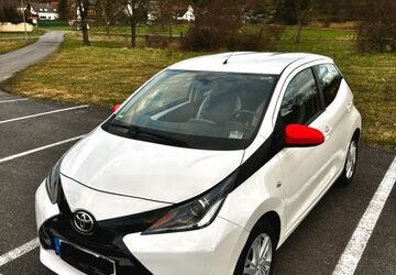 Toyota Aygo (X) 87.000 km 7.490 &euro; Schaafheim 64850