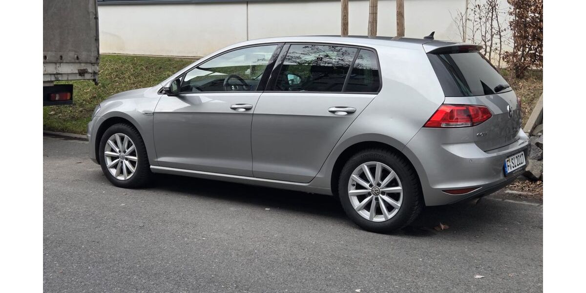 VW Golf 182.000 km 10.200 &euro; Frankfurt 60599