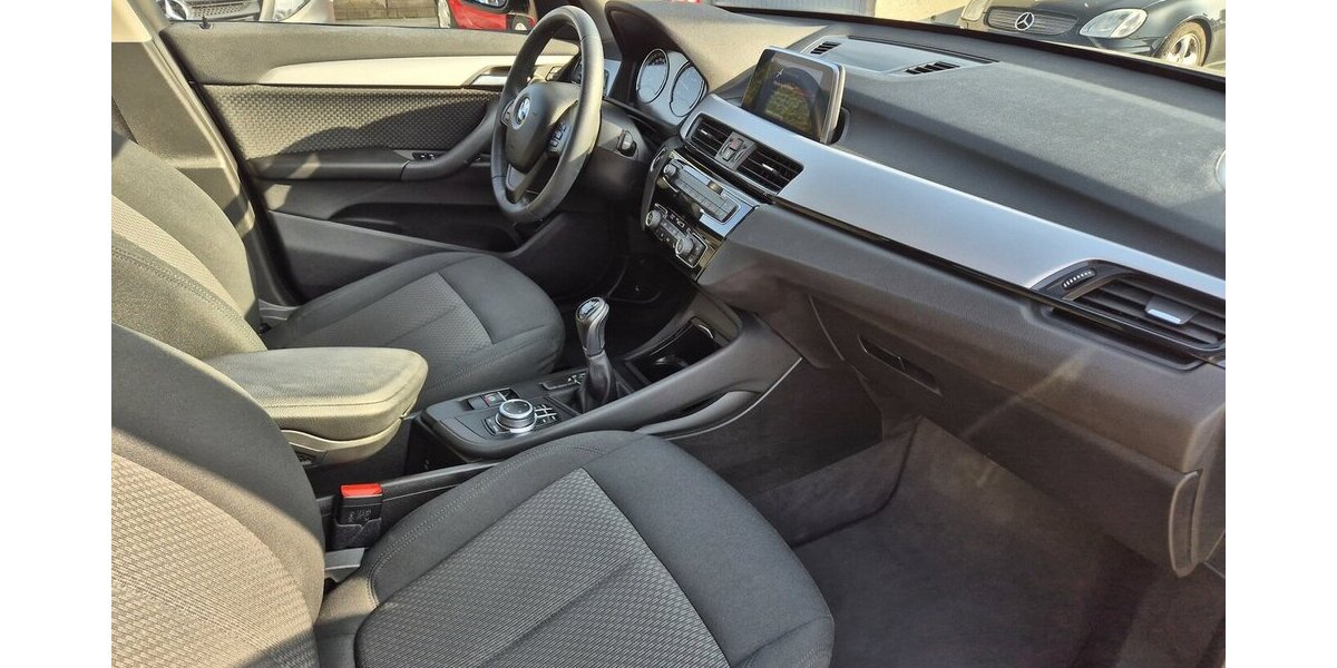 BMW X1 sDrive 18 i Advantage LED, Navigation 53.758 km 18.890 &euro; Rodgau 63110