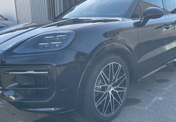 Porsche Cayenne 5.300 km 154.890 &euro; Flörsheim am Main 65439
