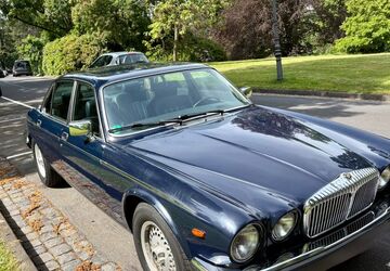 Jaguar Daimler 197.000 km 19.900 &euro; Frankfurt 60325