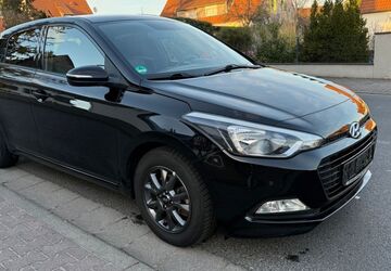 Hyundai i20 17.106 km 11.500 &euro; Rodgau 63110