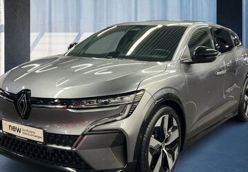 Renault Megane E-TECH 21.049 km 23.970 &euro; Frankfurt / Main 60314